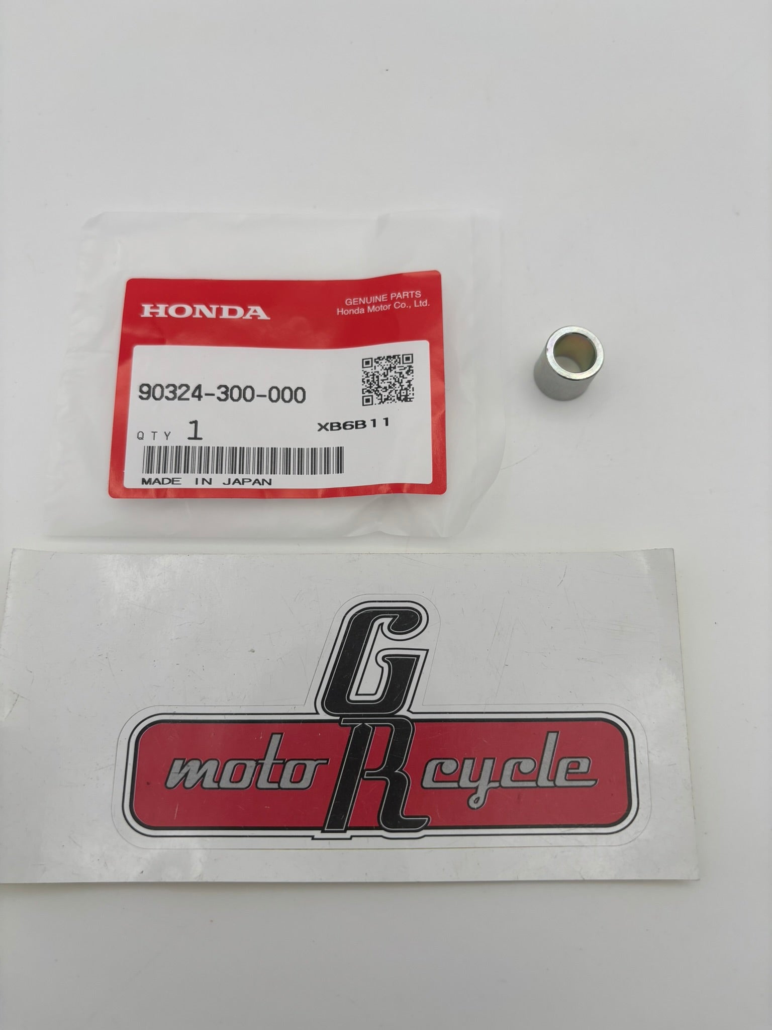 HONDA COLLAR (8MM) 90324-300-000 H26